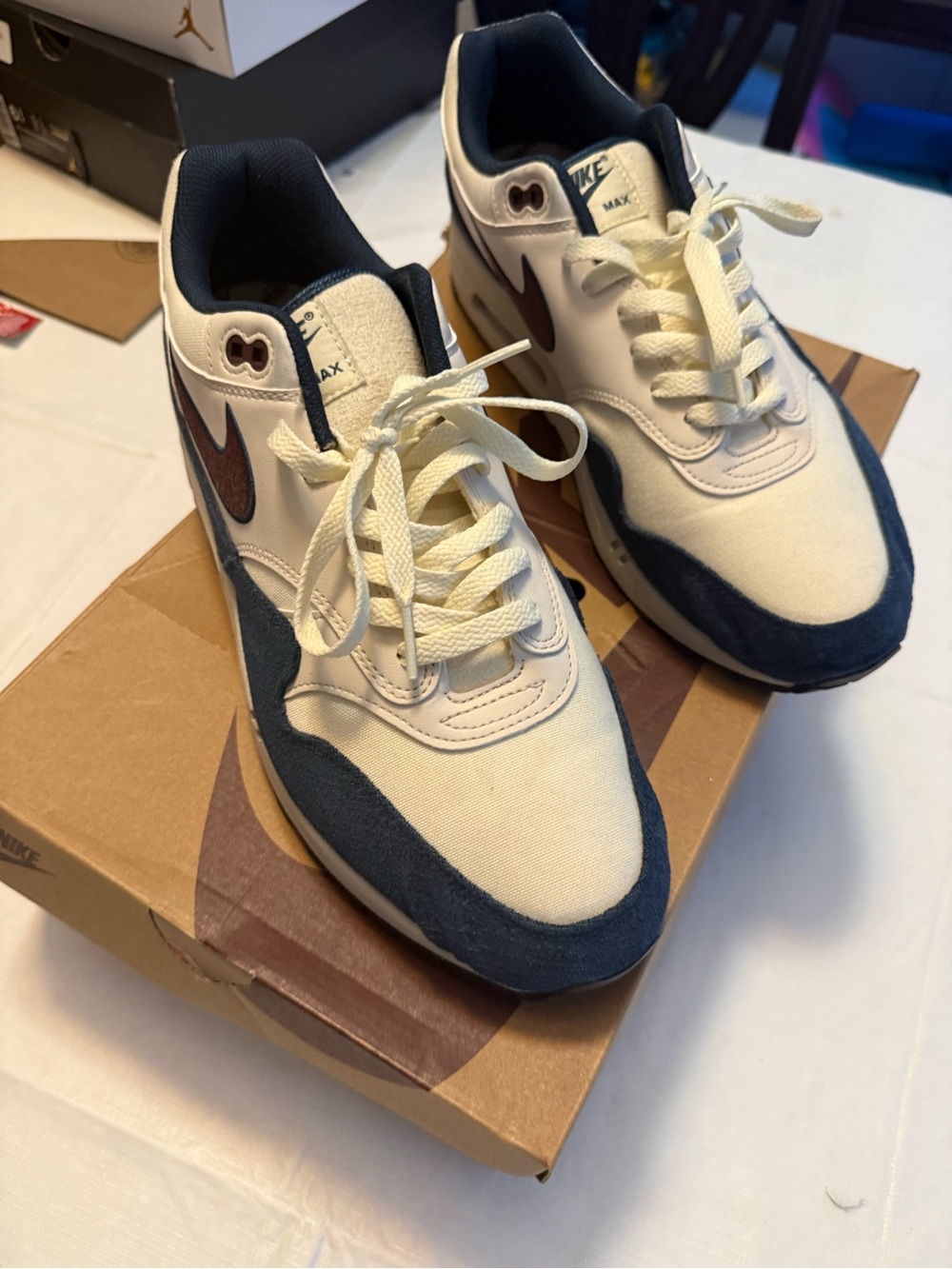 Nike Air Max 1 Men’s Cream Navy Burgundy Air Max Sneakers